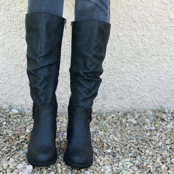 Black Knee High Double Buckle Boots - Picture 3 of 4